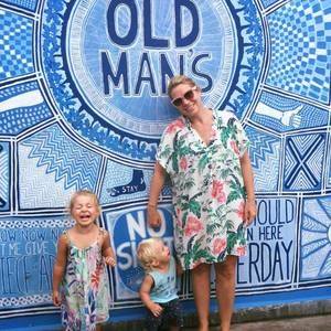 Meet your Posher, Zhoe